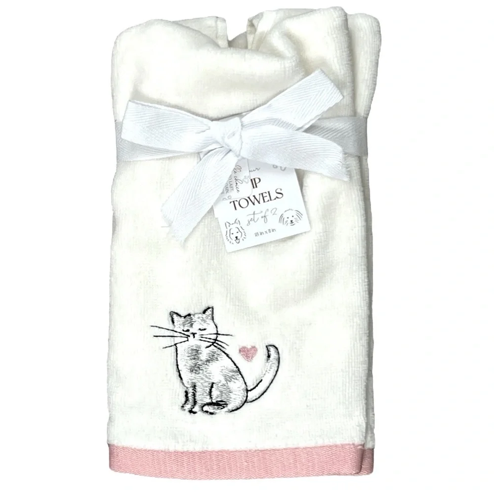 Envogue - ‘Kittens Pink & Gray’ towel set. NWT